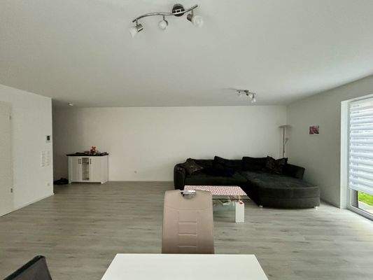 Wohnzimmer & Esszimmer