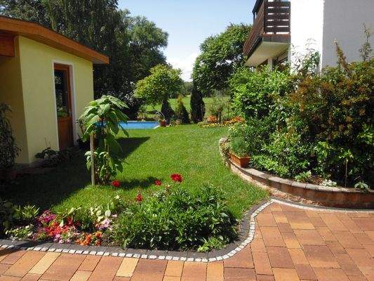 Sommeraufnahme Grundstück Neusäß (2)