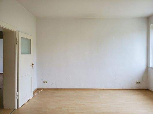 Durchgangszimmer, Tür Flur.jpg