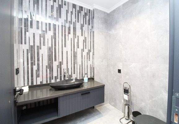 Detached Villas with Private Pool and Garden in Bursa Mudanya