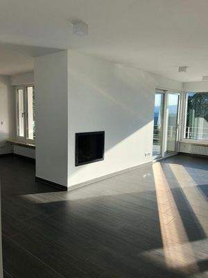 Wohnzimmer mit Kamin