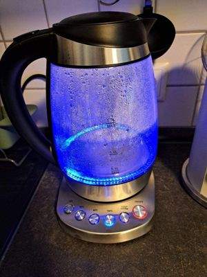 Wasserkocher sucht neue Bürotätigkeit