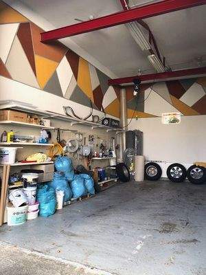 Gewerblich genutzte Fahrzeughalle III