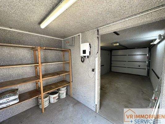 Abstellraum an Garage