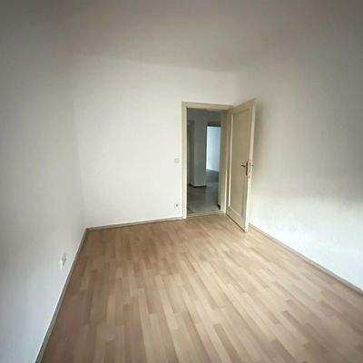 20251106_152101084_iOS