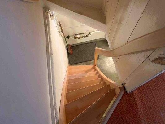 9102KC-21 Treppe Untergeschoss