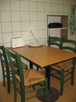 4. Essgelegenheit in der Küche.JPG