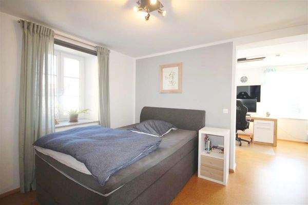 Zimmer/Büro - Whg.-Nr. 1 (1.OG)