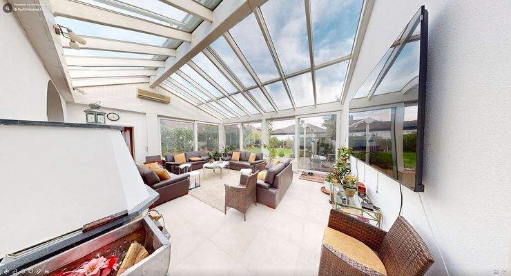 03 Wintergarten mit Einrichtung.JPG