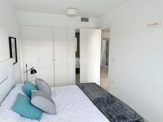 Stylish Apartments with Garden or Solarium in Torrevieja