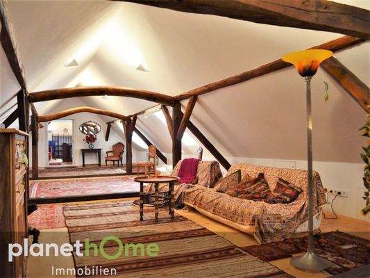 Zimmer 5 mit rund 67 qm_2