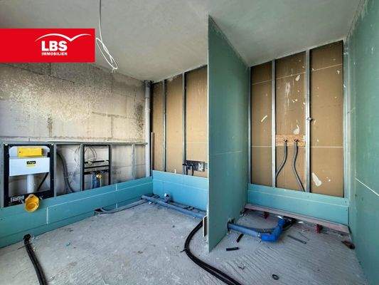 Bad en Suite mit Wanne und Dusche