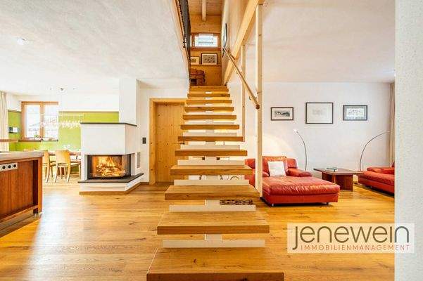 Top-01--Erdgeschoß--Treppe