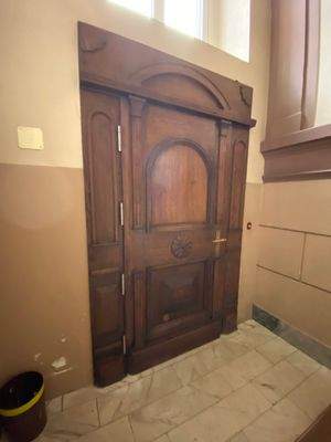 Die tolle massive Haustüre von innen aus gesehen ... !