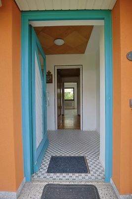 Blick durch die Haustür