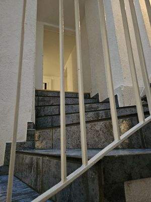 Treppe vom EG in I. OG