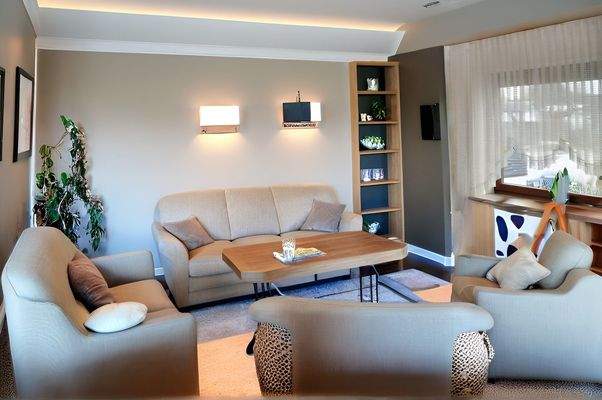 Wohnzimmer EG KI aufbereitet