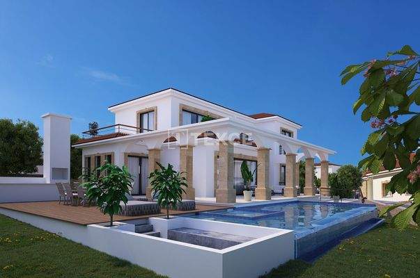 Stylish Houses with Pools in a Well Location in Girne