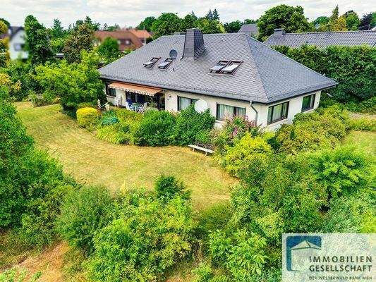 Rückansicht und Garten