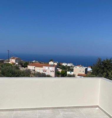 Neu gebaute Villa mit fantastischem Meerblick