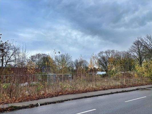 Nordwestliche Ansicht straßenseitig