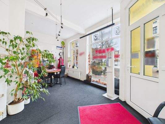 Gewerbe im Erdgeschoss