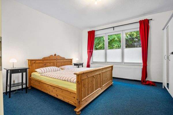 Schlafzimmer Wohnung 2