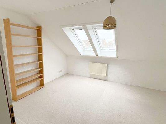 9098PE-10 Zimmer 1. DG-Ebene