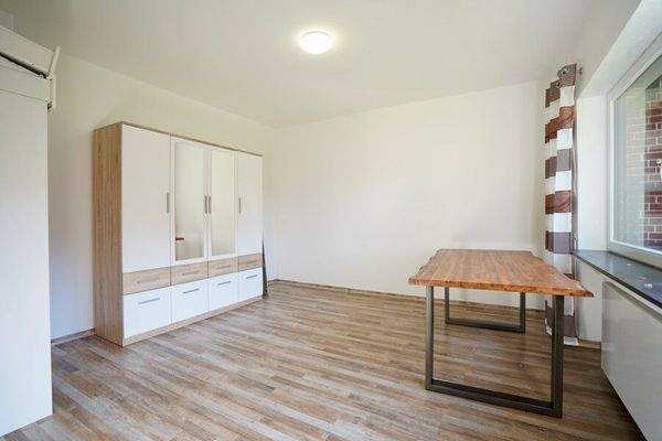 Büro/Ankleidezimmer/Schlafzimmer 