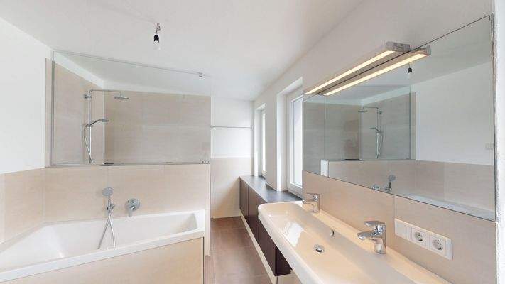 3061055s DG Familienbad