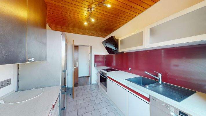 3-ETW, Küche mit EBK