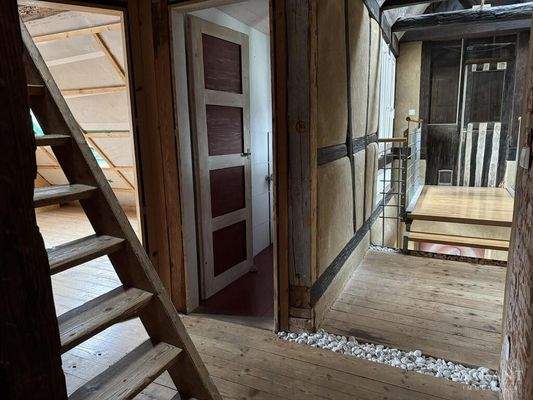 813AA8F8-BC3F-4C50-BDF9-B1DDB987F438 1 1