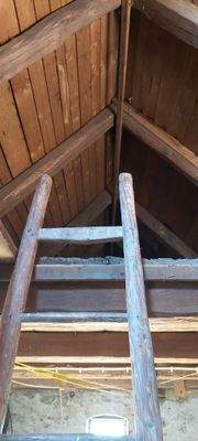 Zugang zum Spitzboden