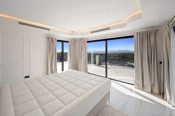 Exklusive Neubauvilla mit Aussicht zu verkaufen in Son Gual Mallorca BHHS-BAL-0778