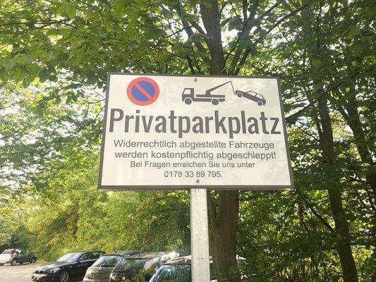 Privatparkplatz