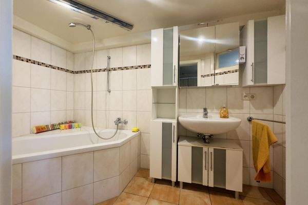 Badezimmer im Kellergeschoss