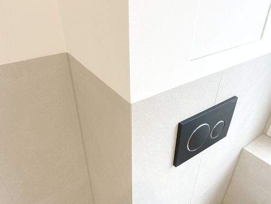 Sehr schöne Feinsteinzeugfliesen