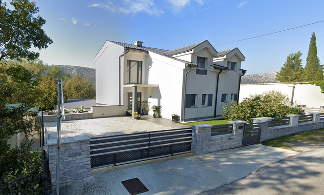 Tribalj Haus -100.jpg