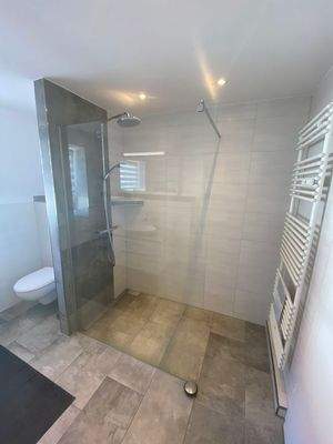 OG Dusche.JPG