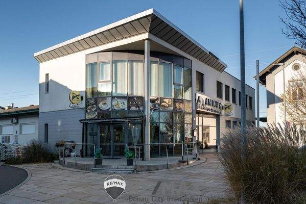 03 Außenansicht Geschäftslokal