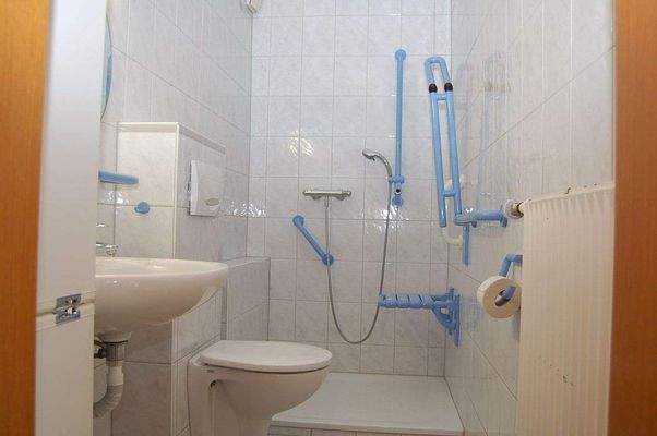 25 Beispiel Badezimmer.JPG