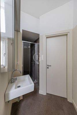 Badezimmer im ersten StockBagno del soppalco