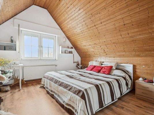 Schlafzimmer Spitzboden