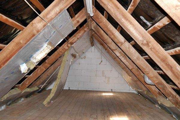 Spitzboden linke Seite