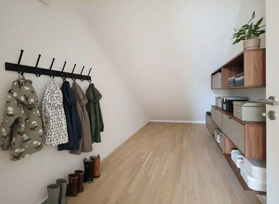 Moderner Abstellraum