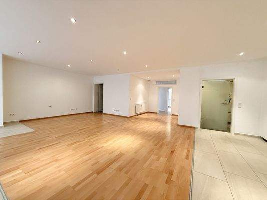 Wohnbereich+Küche EG