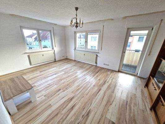 schöne, große und helle Zimmer