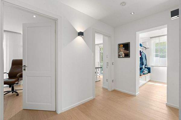 Die Diele und die Arbeitszimmer