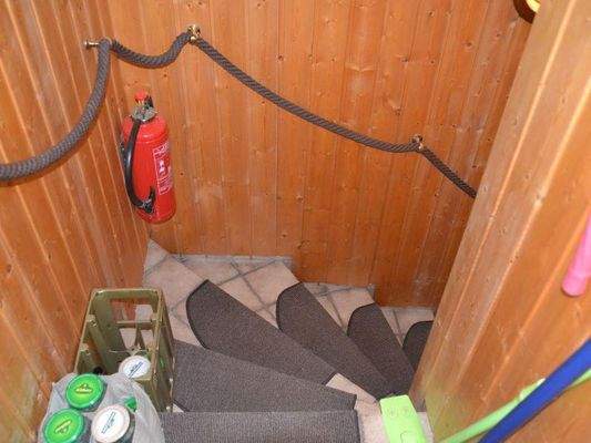22 EG Treppe Keller II