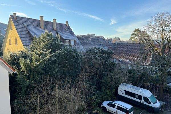 Blick vom Balkon in den Hof